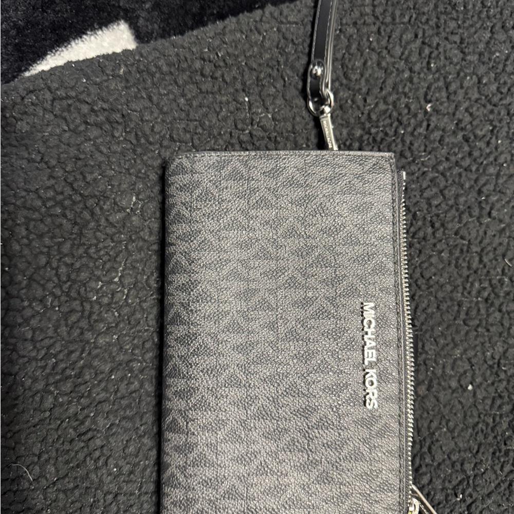 Michael Kors Gray Wristlet